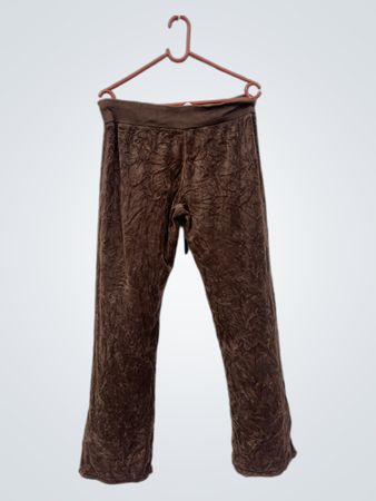 Braune Velourhosen