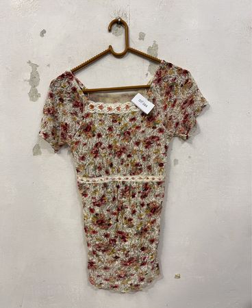 Floral Spitze Top