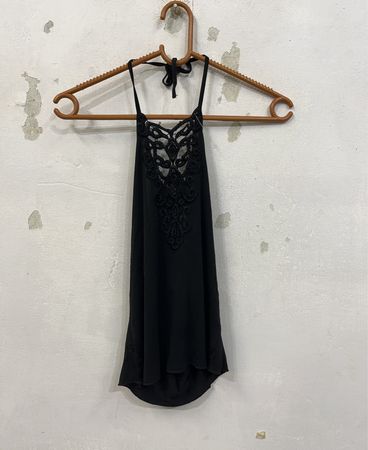 Motivi Schwarzes Neckholder-Spitzen-Camisole