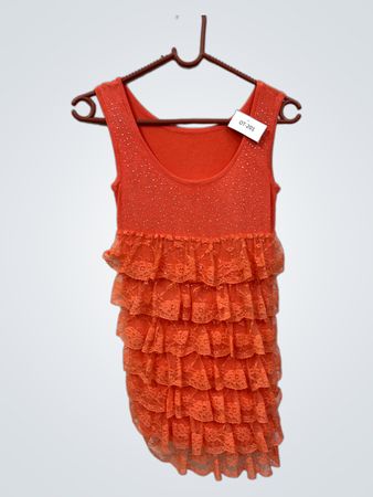 Oranges ärmelloses Top mit Spitzenrüsche und Strasssteinen