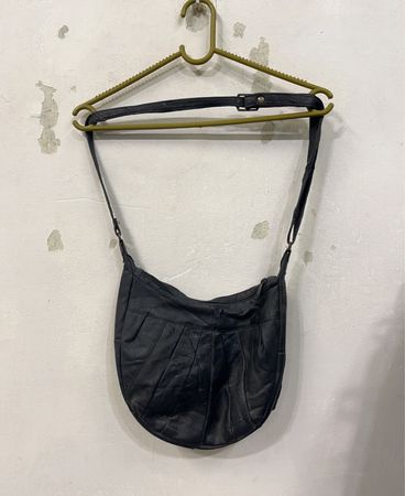 Schwarze Leder Schultertasche