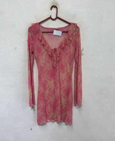 Rosa Blumenmuster langärmliges Kleid mit Rüschen