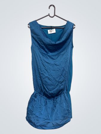 BENETTONÄrmelloses blaues Kleid