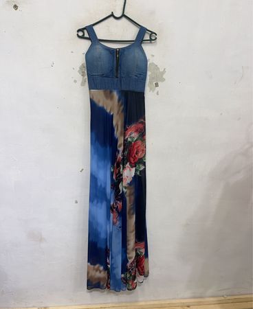 Denim und Blumendruck Maxi-Kleid