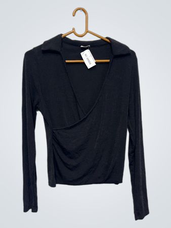 Pimkie Collection schwarzes Wickeloberteil mit langen Ärmeln