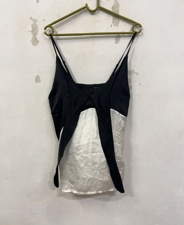 Schwarz-Weiße Camisole