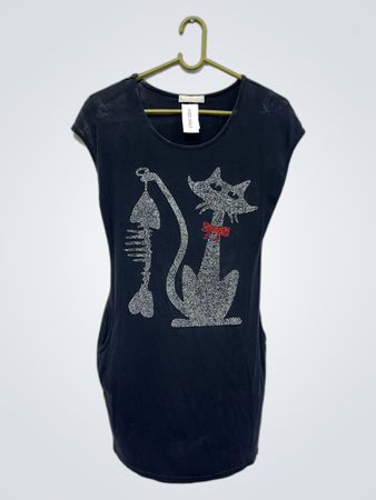 Schwarzes T-Shirt mit Strass-Katzen- und Fischgräten-Grafik
