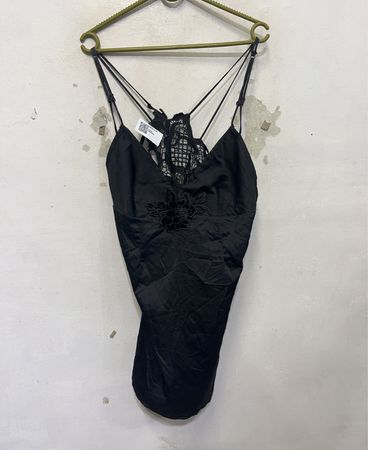 Schwarzes Spitzen-Camisole