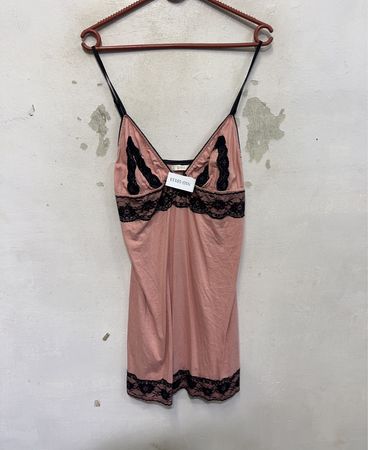 Einzelstück Spitzenbesatz-Trägerhemd in Pink