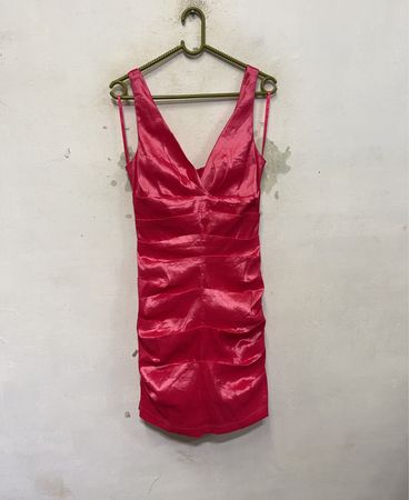 Pretty Women pinkes gerafftes V-Ausschnitt-Kleid Größe 40