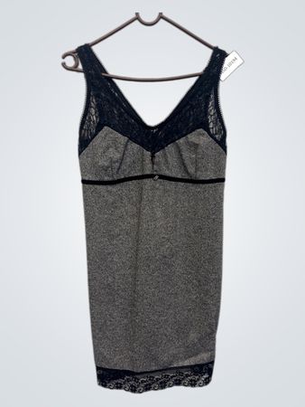 Graue Spitzenbesatz-Camisole