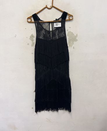 Warehouse Schwarzes Fransen-Flapper-Kleid