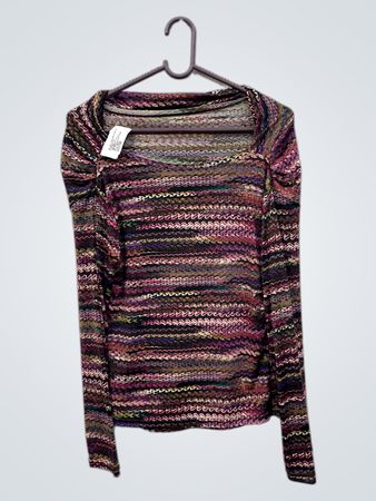 Mehrfarbiger gestreifter Pullover mit langen Ärmeln