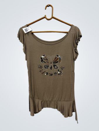 Braunes T-Shirt mit Schmetterlingsverzierung