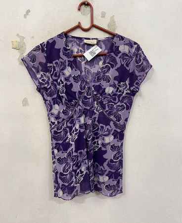 Keyele Damen lila Blumen Transparentes V-Ausschnitt-Oberteil