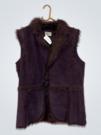 Vivien Weste aus Wildleder mit Kunstpelzbesatz