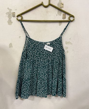 Grünes florales Camisole-Top mit NT-72081-Etikett