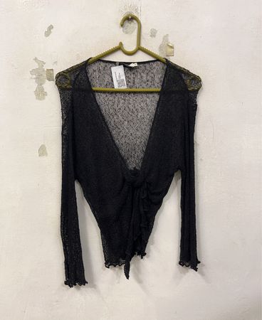 Jacqueline Riu schwarze Strickjacke mit Knotenfront