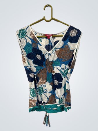 Monsoon Damen-Top mit Blumenmuster und V-Ausschnitt
