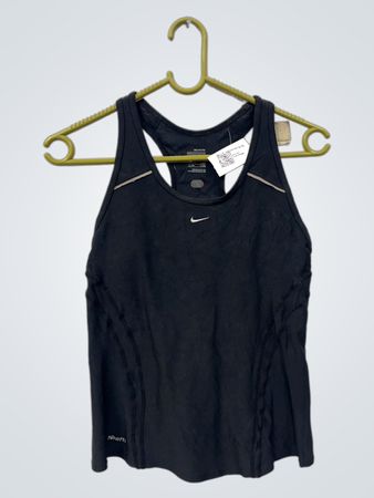 Nike Schwarzes Racerback-Top