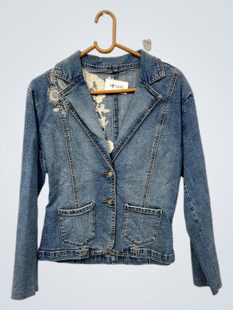 Bestickte Jeansjacke