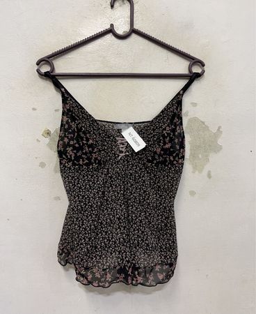 Spitzen-Camisole mit Blumenmuster und Schnürdetail