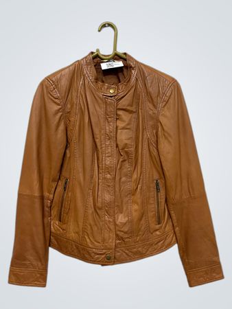 Braune Lederjacke