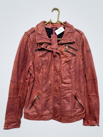 MILESTONE Rote Lederjacke