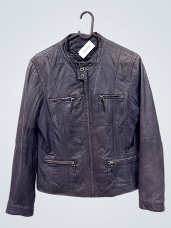 Lila Lederjacke