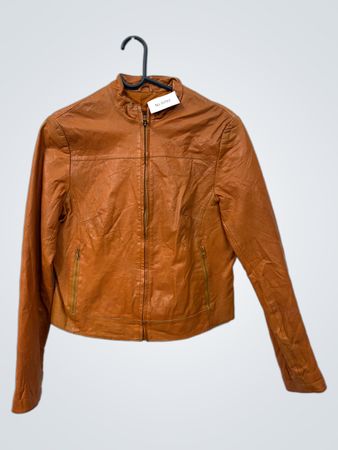 Braune Lederjacke mit Etikett NJ-9792