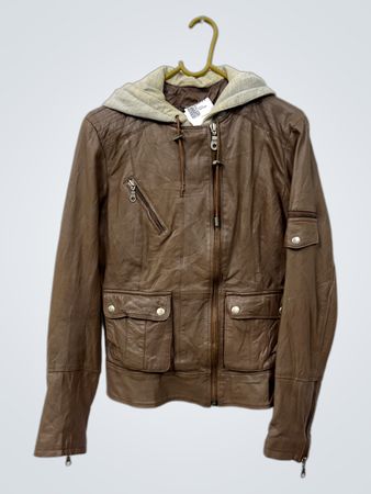Nächste Lederkapuzenjacke