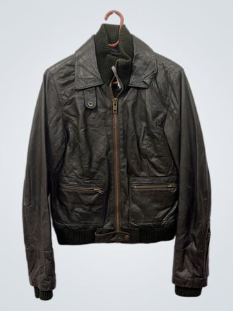 WE Schwarze Leder-Bomberjacke