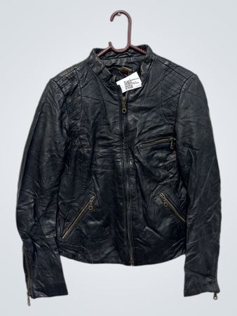 Laura Clement Leder-Bikerjacke