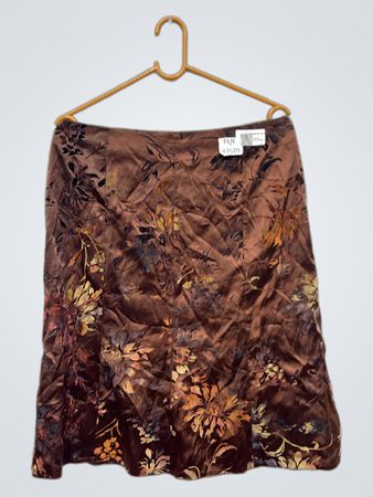 Brauner Rock mit Blumenmuster