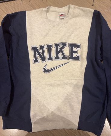 Nike Grey and Navy Crewneck Sweatshirt