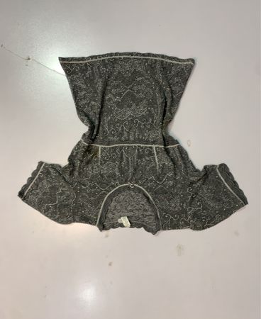 COCONUDA Intimo Damen Kleid mit Spitzenbesatz in Grau mit Muster