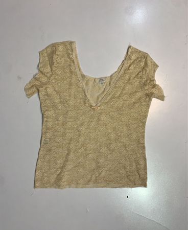 Lacey Originals Beiges Spitzenoberteil