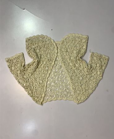 Top en crochet crème
