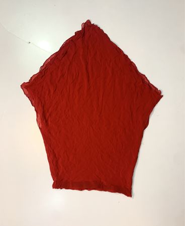 Roter Schal