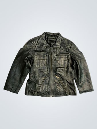 Schwarze Lederjacke