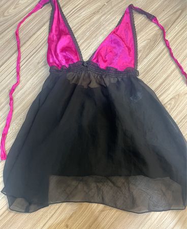 Schwarz-pinkes Babydoll-Nachtwäsche