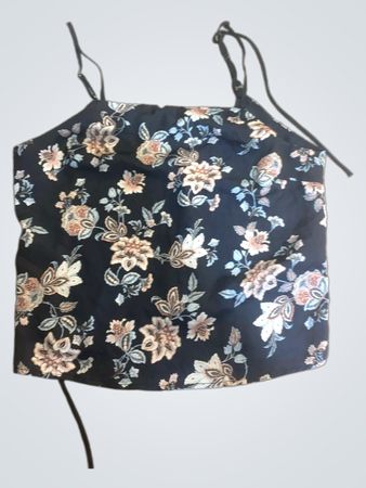 Schwarzes florales Spitzentop mit Spaghettiträgern und Bindebändern