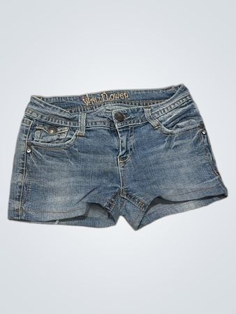 Wallflower-Jeansshorts