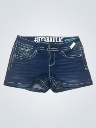 Hydraulische Jeansshorts