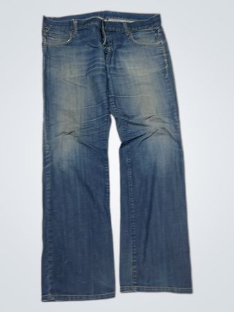 Blaue Denim-Jeans