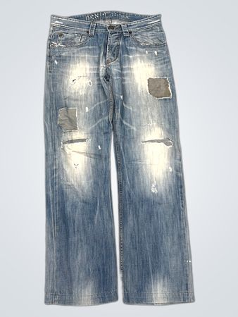 DENIM ATTITUDE Distressed Blue Jeans