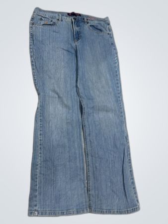 Gloria Vanderbilt Flare-Jeans