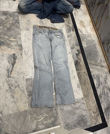 Express Jeans Bootcut Light Wash Denim
