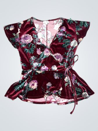 Love Fire Velvet Floral Wickeloberteil