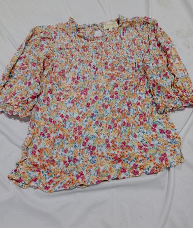 Blumige Bluse